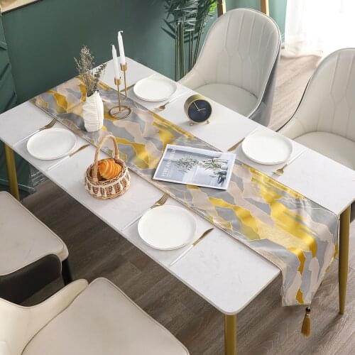 Luxury Fancy Jacquard Enchase Table Runners Cheap Wholesale For Wedding Party Decoration Hotel Table Runner Home Decoration