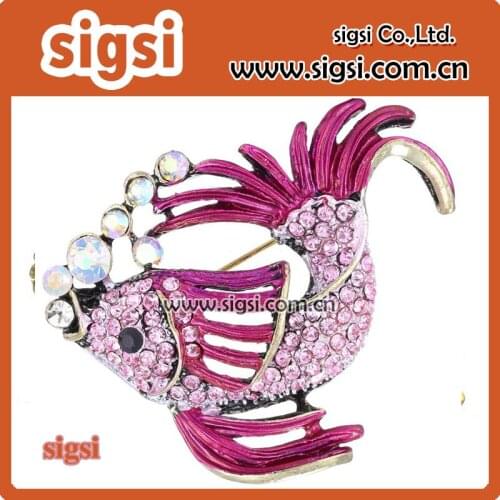 Pink crystal Koi Fish Carp Golden Tone Enamel Crystal Rhinestone Ocean Animal Lapel Pin Brooch