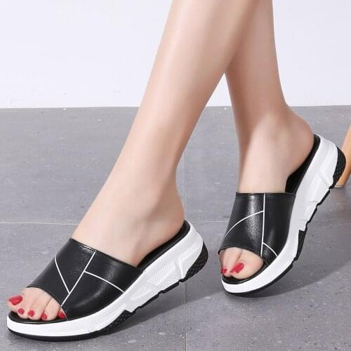 New Summer Women Platform Slippers Split Leather Slides Sandals Shoes Woman Light Weight Ladies Beach Slippers Zapatos De Mujer