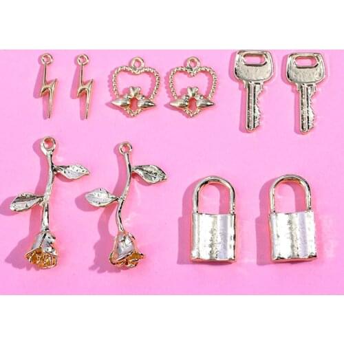 10Pcs/lot Fashion Key Shape Charms Pendant Metal Alloy Two Colors Small Pendants Findings For Trendy Jewelry Making Accessories