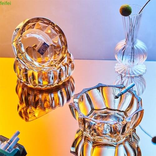Nordic Light Luxury Ashtray Transparent Glass Crystal Ashtray Home Decor Living Room Bedroom Desktop Decor Ornaments Accessories