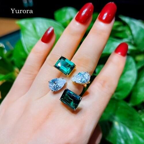 Yurora Rings With Diamonds