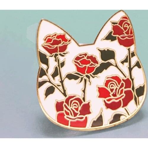 Cute Shark and Goldfish Fish Tank Enamel Pins Cartoon Lapel Pin Jacket Jeans Badge Brooch Fashion Accessories