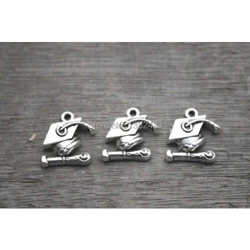 25pcs--Graduation Charms, Antique Tibetan Silver Tone Grad Cap and Diploma Charm Pendants 17x15mm