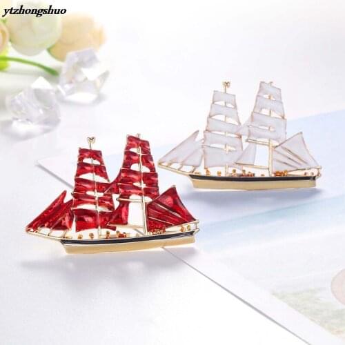 2021 New Ship Brooch Women And Men Brooches Unisex Pin Gold Color Creative Design Cool Jewelry Coat Accessories Good Gift