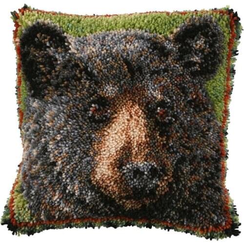 DIY Bear Latch Hook Pillow Kits for Kids Cushion Cover Pillowcase Embroidery DIY Kit for Adults and Kids with Pattern Printed
