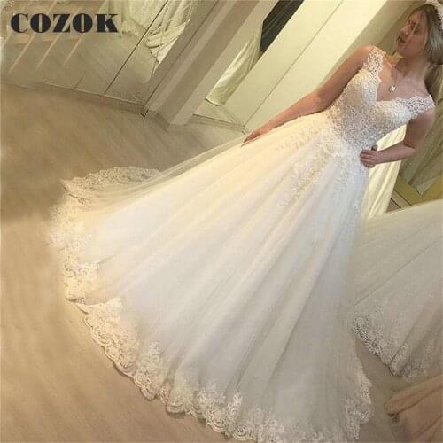 Ball Gown Wedding Dresses V-neck Floor Length Lace Beaded Tulle Long Formal Elegant Women Bridal Wedding Gowns CZ19