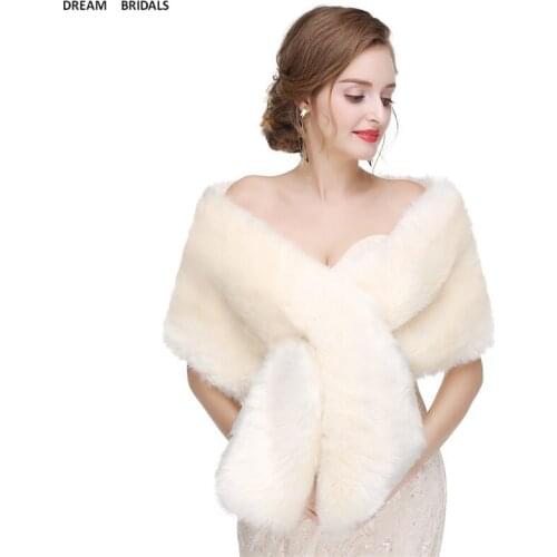 High Quality Fashion Wedding Bridal Warm Wraps Faux Fur Bolero Women Shawls Solid Shawls Wedding Capes Marriage In Stock