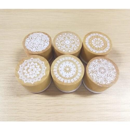 Snowflake Seal DIY Paper Cards Wood Stamp Christmas Gift Decoration Scrapbooking Decor Round Rubber Stamp Retro Floral Pattern