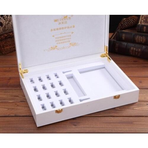 Wholesale custom logo cardboard paper shoe/clothes/T-shirt packaging gift boxes with ribbon closure ---DH11169