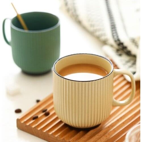 Vintage Tea Mug Large-capacity Ceramic Water Bottle Nordic Coffee Mug with Handle Funny Green Yellow Afternoon Tea Cup Milk 2021