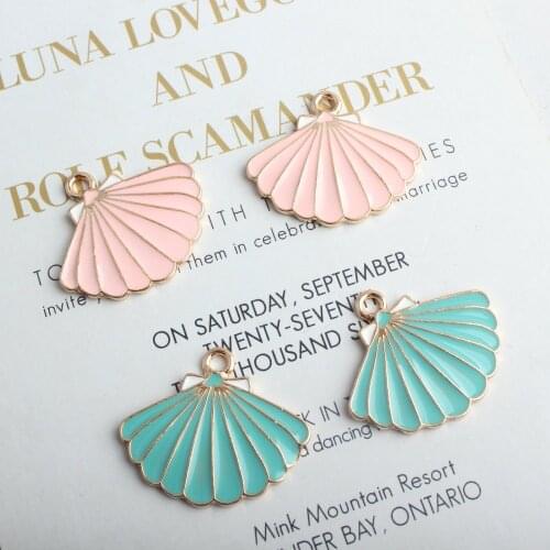 10pcs New Arrival Gold Color Tone Enamel Blue Pink Shell Alloy Charms 25*28mm Metal Charms for Jewelry Bracelet Earring Making