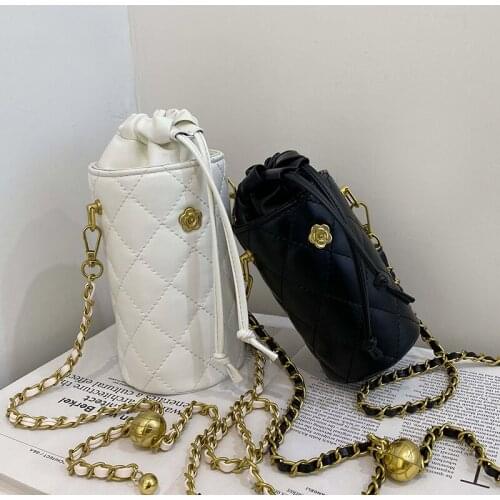 Design French Bag Female 2021 New Fashion Rhombus Chain Messenger Bag Versatile Bucket Bag Shoulder Bag