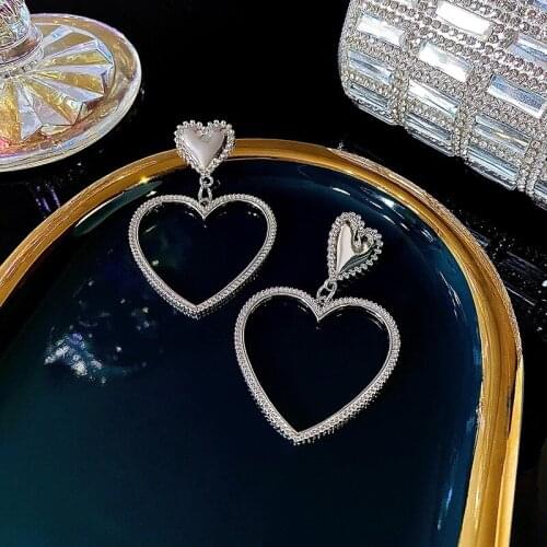 Trendy Vintage Love Heart Earrings Silver Color Elegant Sweet Drop Earrings For Women Girls Party Wedding Jewelry Accessories