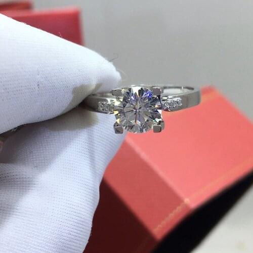 Inbeaut 925 Silver 1 ct Excellent Cut D Color Pass Diamond Test Moissanite Cow Head Ring Platinum Wedding Moissanite Ring Gift