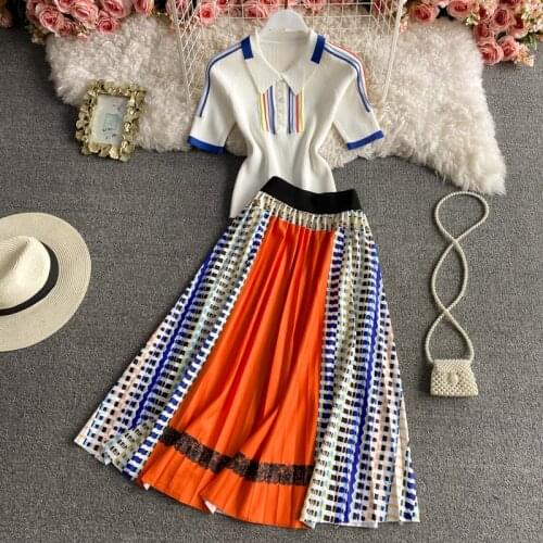 High Fashion Women Polo Collar Short Sleeve Knitted Top and Medium Long Pleated Prints Skirt Spring Ladies Clothing Set
