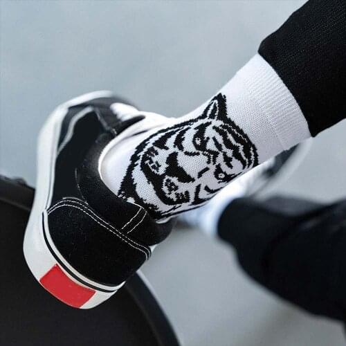 White Socks Men Hip Hop Cartoon Panda Tiger Panda Wolf Eagle Pattern Black Short Socks Cotton Skateboard Baskball Sport Socks