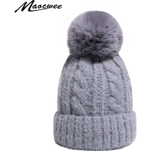 Winter ladies solid color Hedging hat wild knit hair ball beanie hat outdoor warm plus velvet thickening Hedging cap