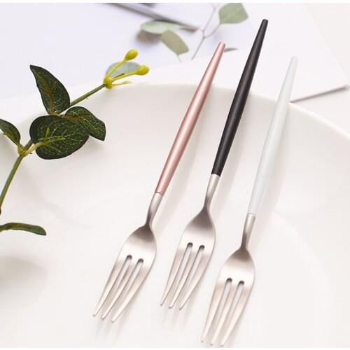 4 pcs of fashionable fruit fork Tea fork set stainless fork dessert creative Restaurant tableware