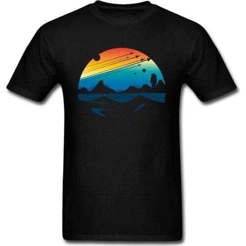 Fashion Man T-shirts Cotton Tee Shirts Print T Shirt Top Quality Colorful Space View Shuttle Pilot Science Fiction Art Clothes