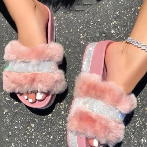 2021 Women Candy Color Sandals Woman Beach Shoes Cute Furry Outdoor Casual Slippers Cross EVA Spring Summer Luxury Furry Slide