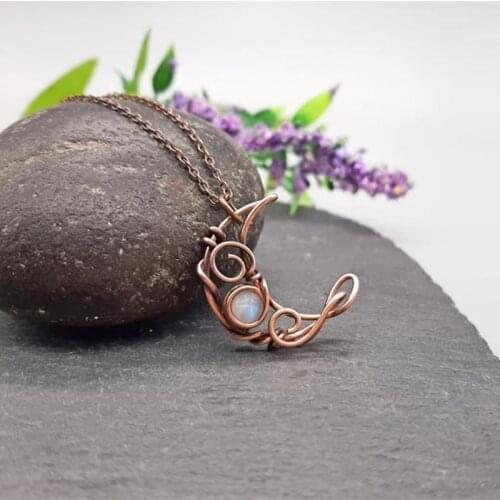 Fashion Creative Copper Moon Moonstone Women Necklaces Exquisite Charm Pendant Necklace Party Accessories Jewelry