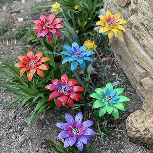 Metal Daylily Flower Decorative Beautiful Attractive Simulation Metal Flower Garden Decor for Home Artificial Flowers Outdoor De