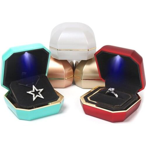 Latest Design Led Necklace Pendant Jewelry Wedding Ring Box Plastic Jewellery Gift Storage Case Wholesale