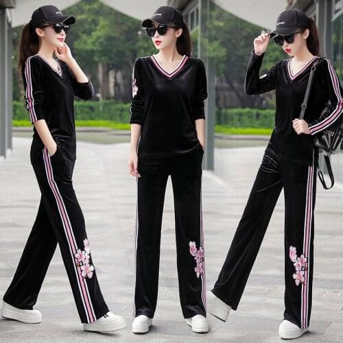 Large size casual tracksuit for women velvet fashion women 2 piece set top and pants Embroidery year-old female costume