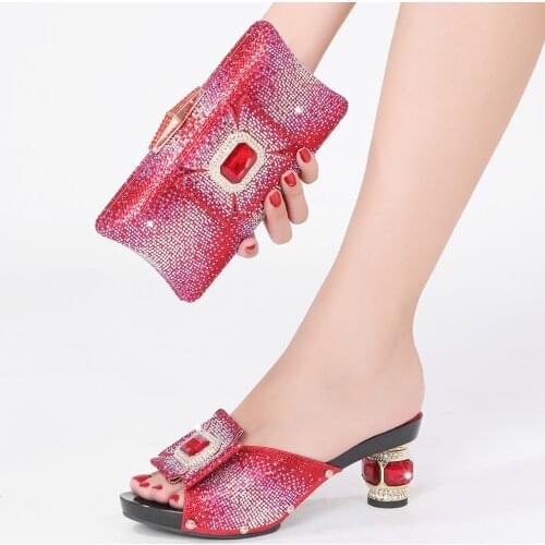 Women's Slippers KAIMAK China