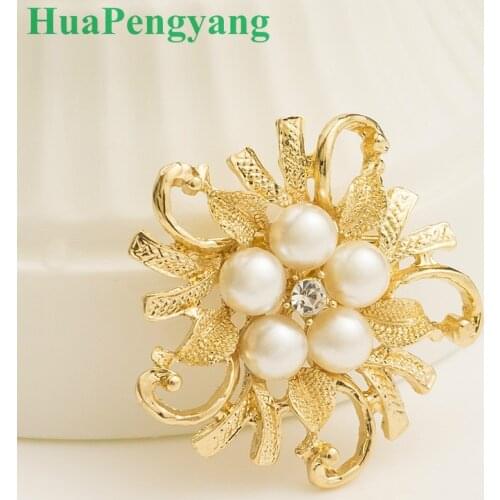 Aliexpress Explosion Pearl Flower Brooch Pin Inlaid Alloy Rose Corsage Scarf Buckle Clothing Wholesale