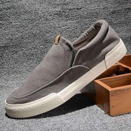 New Men Canvas Shoes Breathable Classic Men Vulcanized Shoes Fashion Sneakers Men Casual Shoes loafer lazy driving shoes A22-24