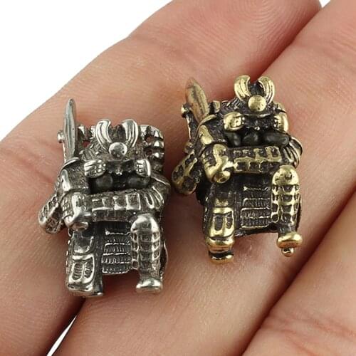 Vintage Wild Warrior Brass Knife Beads Umbrella Rope Bead Outdoor Knife Gadgets Pendant Paracord accessory