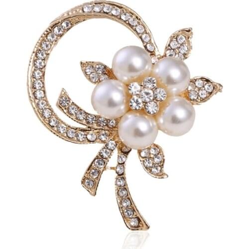 New popular pearl flowers fashion high-grade Pearl Rhinestone wreath brooch brooch female accessories