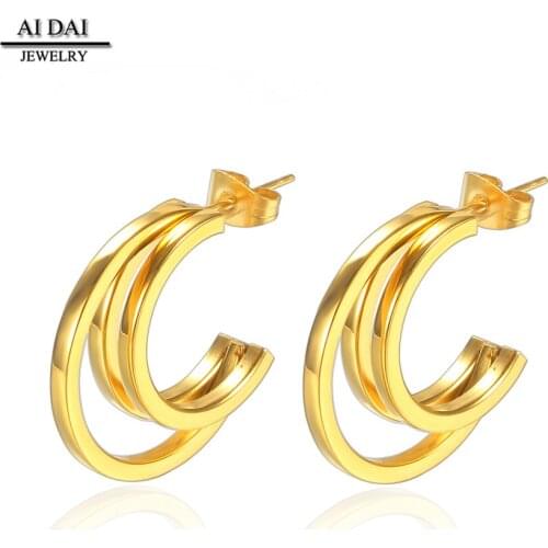 Fashionable personality European and American ins wind bloggers with the same multi-layer gold titanium steel plated 18K earring