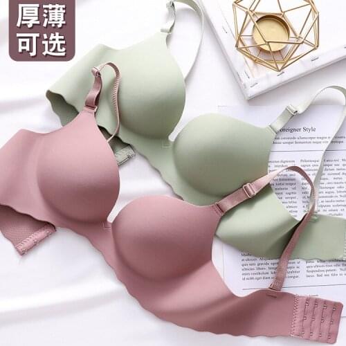 The New Womens One-piece Lingerie Unmarked Girl Bra Set Bare-faced Steel-free Circle Gathered on The Top Adjustment Bra
