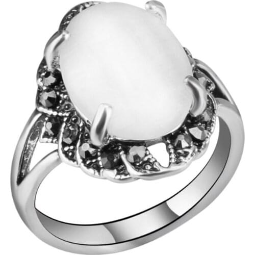 FYJS Unique Silver Plated Oval Shape Cat Eye Stone Finger Ring with Rhinestone Vintage Style Jewelry