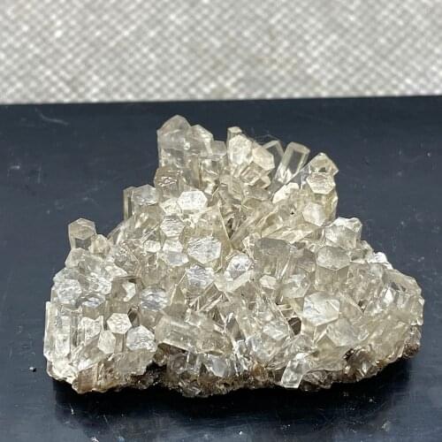 Natural transparent columnar calcite is rare and extinct in China