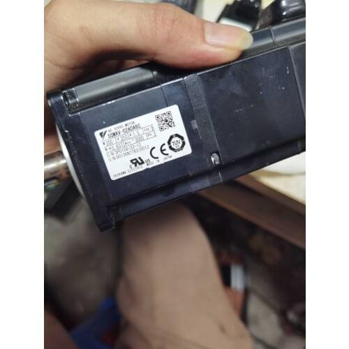 SGMAV-02ADA6C servo motor , used one, 85% appearance new , good working , free shipping