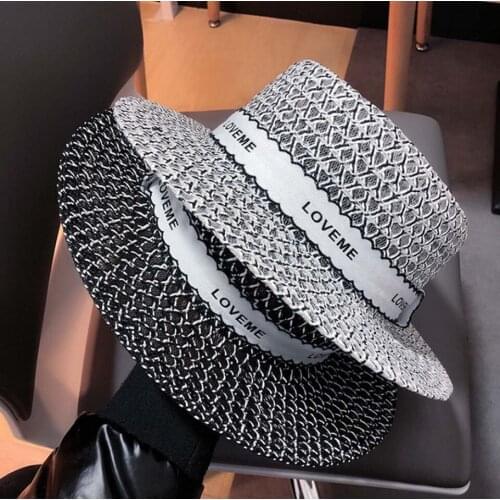 Womens Retro Flat Top Big Plastic Straw Hat Sun Hats Travel Holiday Visor Hats For Ladies Summer Beach Hat Black And White
