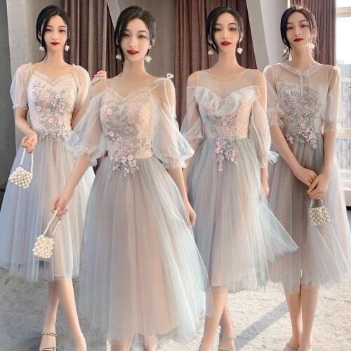 Bridesmaids Dresses Illusion O-Neck Half Appliques Embroidery Pearls Tulle Off The Shoulder A-Line Women Wedding Party Gown E713