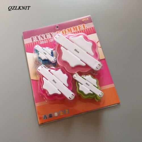 QZLKNIT 4pcs/set High quality Round Pompom Maker Fluff Ball Weaver Needle DIY creative Tool Suitable for Hat Scarf Decoration