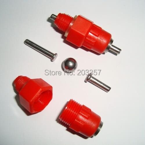 X500 Screw in threaded poultry nipple waterer chicken bird duck quail