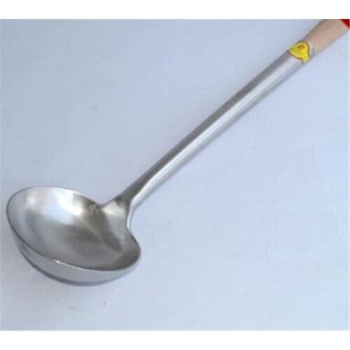 Frosted wooden handle Spoon Special thick stainless steel spoon Private chef cooking a large spoon Kitchen spatula