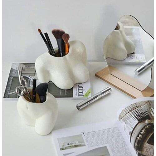 DXUIALOI personality resin creative chest butt flowerpot statue desktop potted simple breathable plant flowerpot home decoration