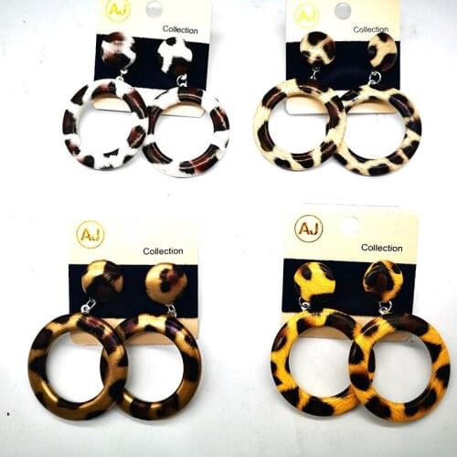 Free Shipping!african Leppard Wooden Stud Earrings