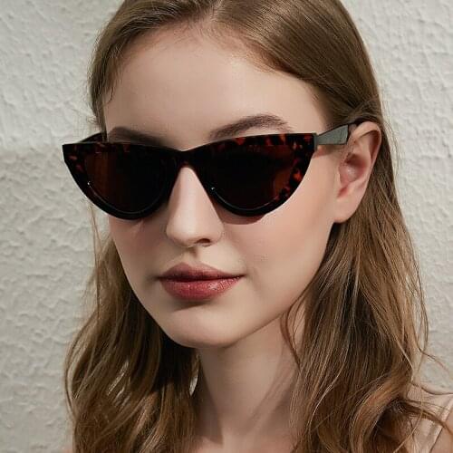 Leopard Cat Eye Sunglasses Womens 2021 Fashion Classic Retro Sunglasses Female Small Frame Cateye Eyewear For Female Oculos