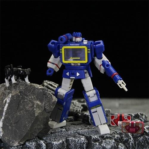 Transformation PT-04 Soundwave MF-49 Blaster Figure