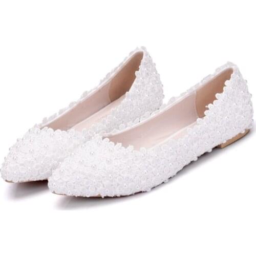 Crystal Queen Pregnant Women Flat Heel Women Shoes Pointed Toe Floral Lace Wedding Shoes White Ladies Flower Shoes Women