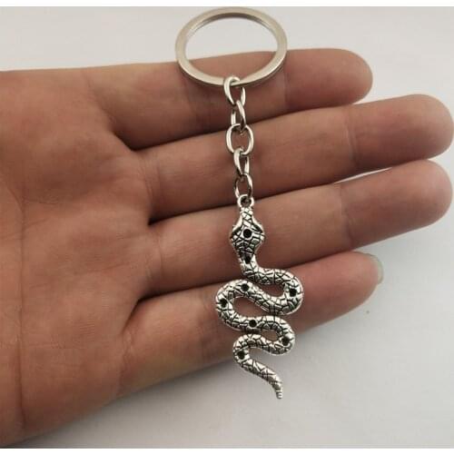New Keychain 50x21mm king cobra snake Pendants DIY Men Car Key Chain Ring Holder Keyring Souvenir Jewelry Gift